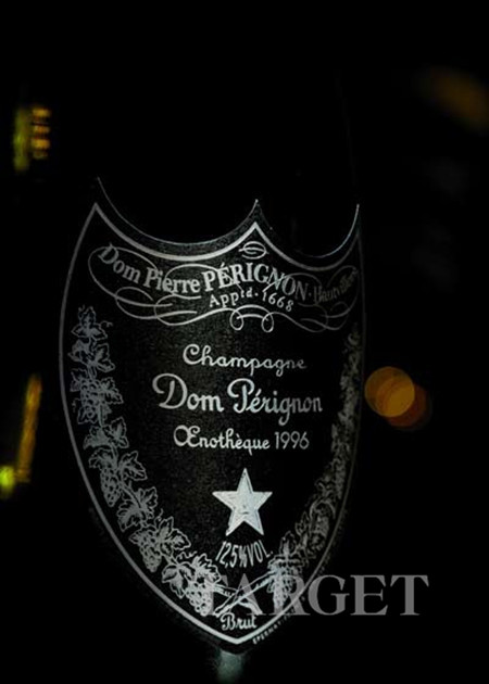 唐培里侬香槟王1996年份珍藏香槟具备非凡的浓郁风味