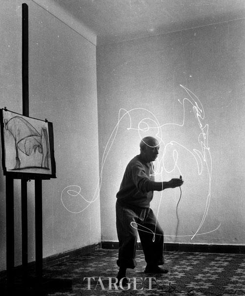 毕加索的光涂鸦