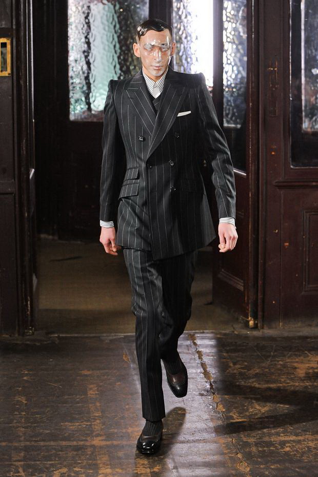 Alexander McQueen 2013秋冬伦敦男装周秀场