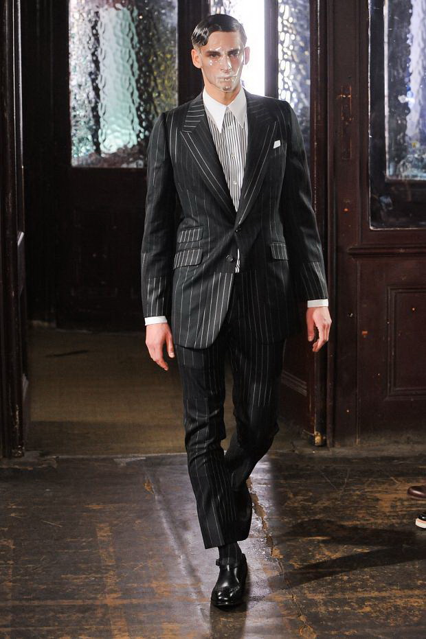 Alexander McQueen 2013秋冬伦敦男装周秀场