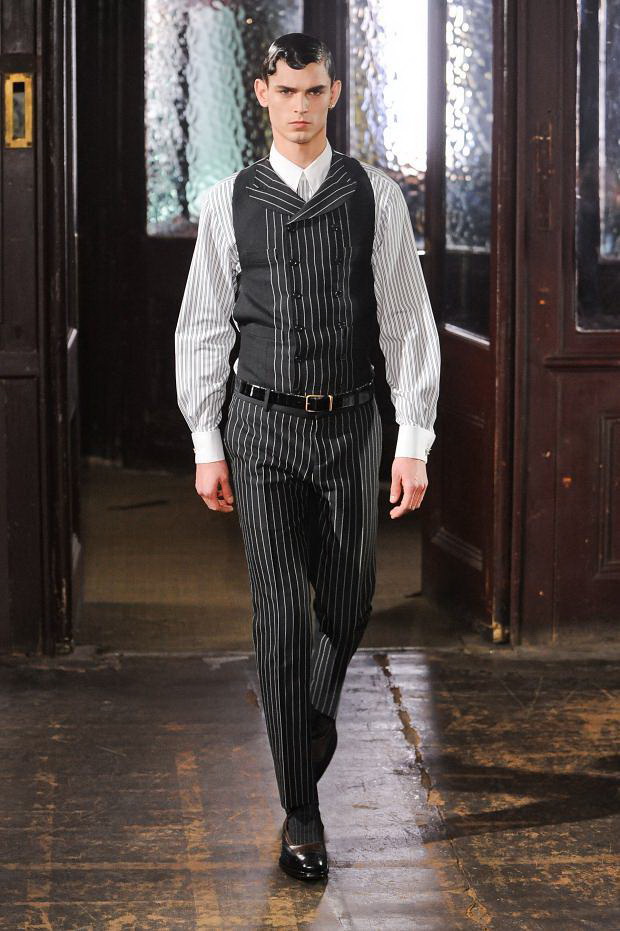 Alexander McQueen 2013秋冬伦敦男装周秀场
