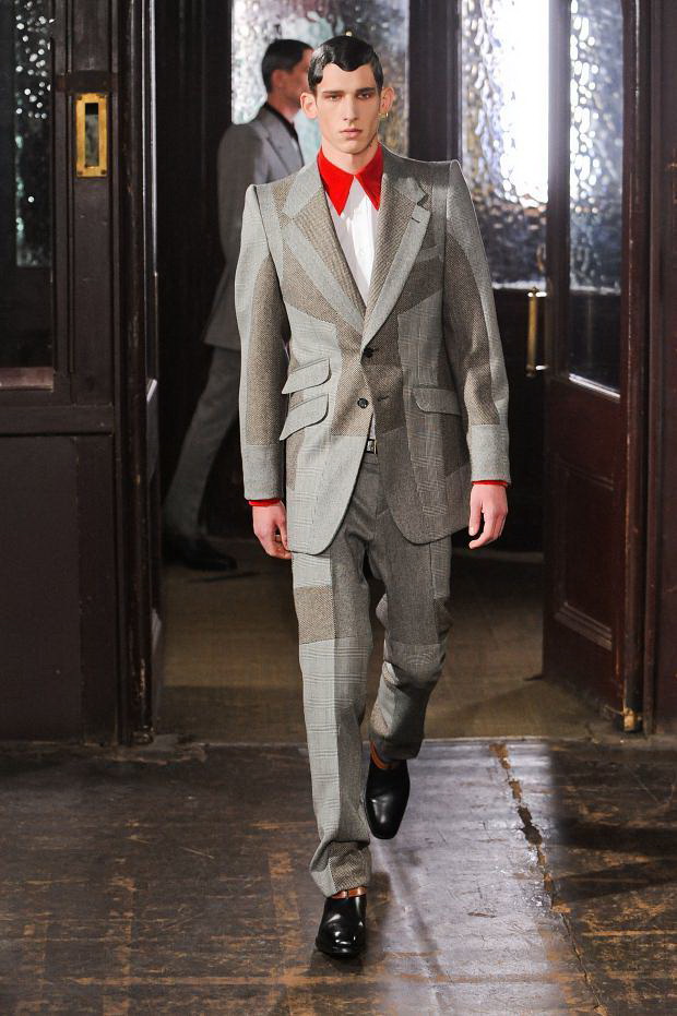 Alexander McQueen 2013秋冬伦敦男装周秀场