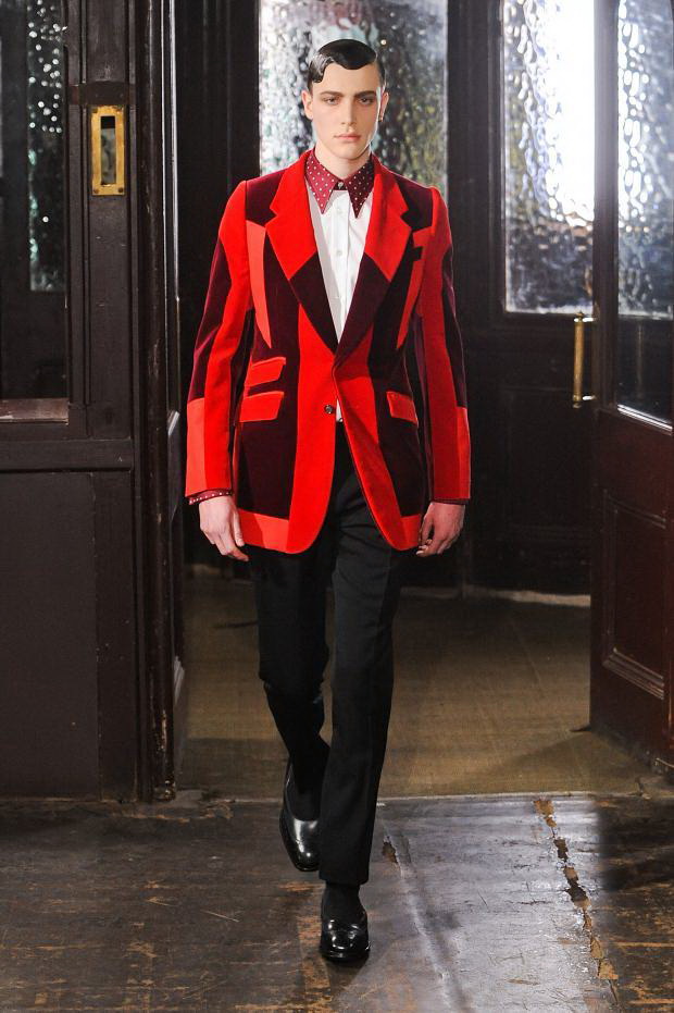 Alexander McQueen 2013秋冬伦敦男装周秀场