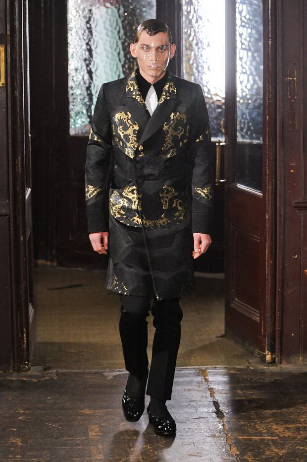 Alexander McQueen 2013秋冬伦敦男装周秀场