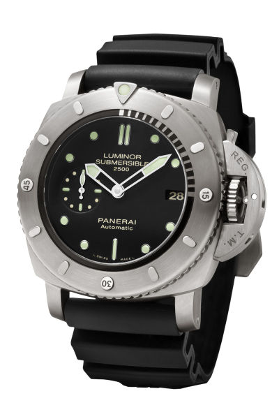 2013SIHH：沛纳海2500米专业潜水钛金属腕表