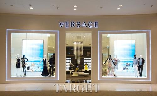 兄弟姐妹档到母女档　Versace第三代正式接班