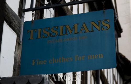 低调港商拯救世上最古老的定制服装店Tissimans