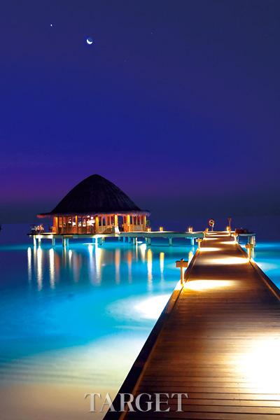 天堂一角浮出水面 品味马尔代夫酒店之旅