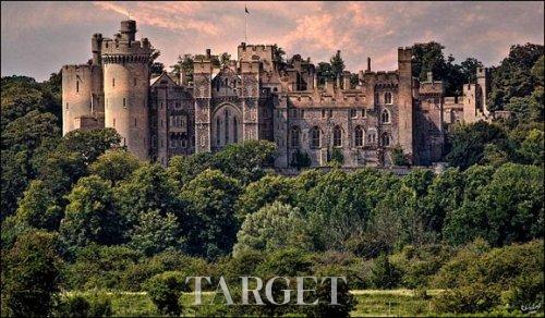 下榻英国森林城堡 畅享贵族式假期体验
