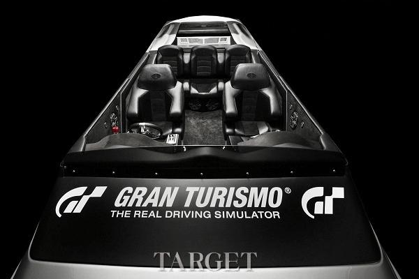 奔驰跨界新作 50' Vision GT Concept 快艇
