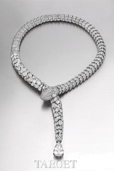 bvlgari 宝格丽极致魅惑项链于130周年成立之际,为纪念"蛇"作为品牌