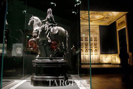 阿布扎比卢浮宫将在巴黎展出其永久藏品