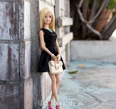 时尚界的百变新星—Barbie