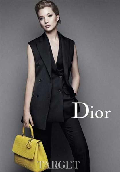 詹妮弗·劳伦斯优雅代言“Be Dior”系列新款手袋