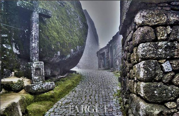 “石屋顶”蒙桑图 走访最葡萄牙的中世纪时光