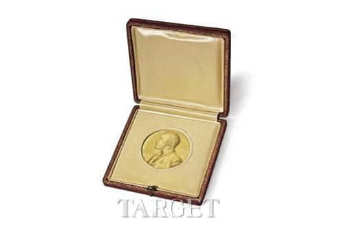“DNA之父”诺贝尔奖牌亮相佳士得 475万美元拍出