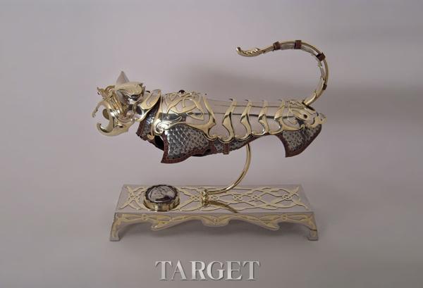 华丽的金属工艺 猫鼠们的黄金战甲