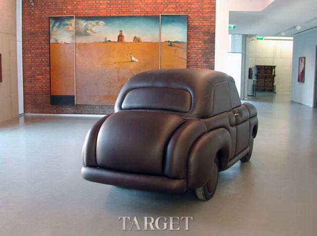脑洞大开的休闲艺术 “汽车+沙发”的神奇组合