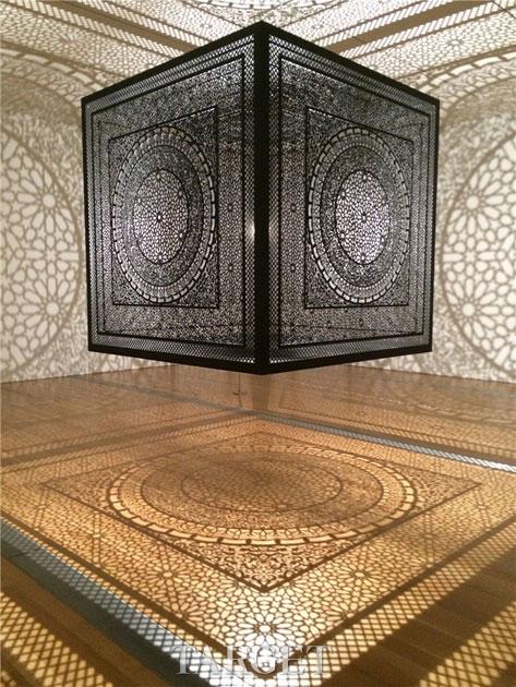 Anila Quayyum Agha：金碧辉煌的“潘多拉宝盒”