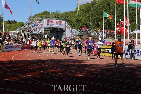 跑在瑞典 沃尔沃携手哥德堡马拉松一路清呼吸