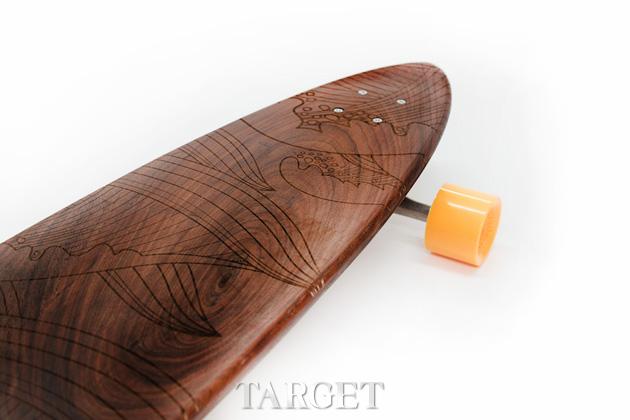 纹理感与高颜值兼备 Nudie Boards实心桃木冲浪板