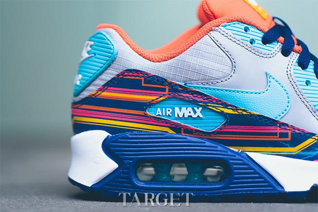 Nike Air Max 90活力线条 深秋运动场的一抹亮色