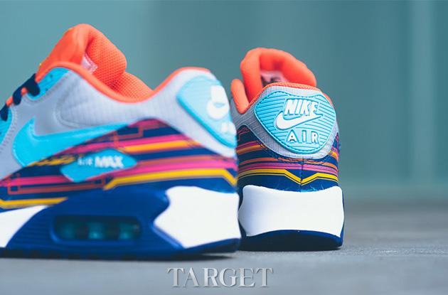 Nike Air Max 90活力线条 深秋运动场的一抹亮色