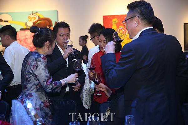 嘉隆酒庄酒水赞助「目标·藏家之选 中国当代艺术展」藏家艺术晚宴