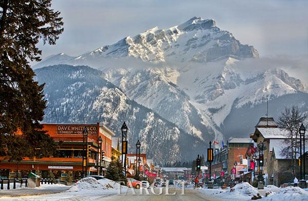 加拿大艾伯塔省班夫国家公园冬季滑雪之旅