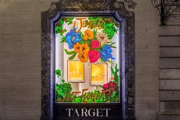 全球上新艺术涂鸦橱窗 BVLGARI宝格丽首创街头艺术展