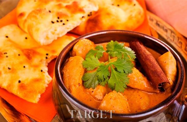 波拉波拉瑞吉度假村新推“周一印度美食之夜”